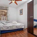 Sperun Apartment *